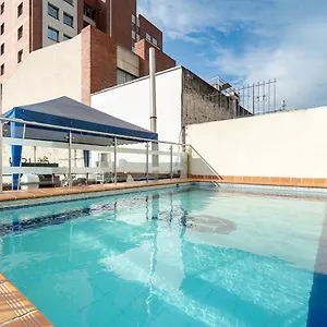 Plaza Versalles 4*, Cali Colombia